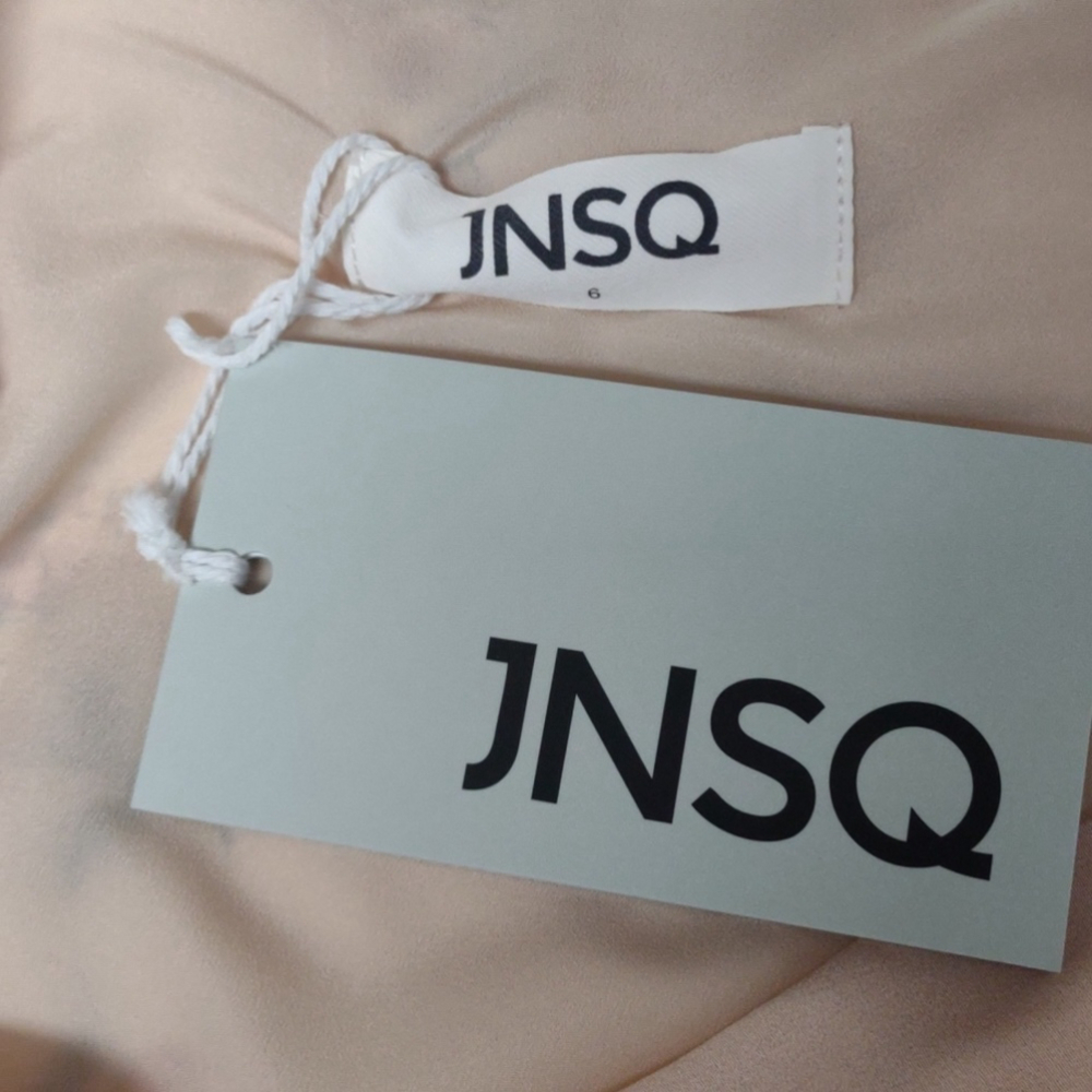 JNSQ Armelle Pale Peach Silk Off-Shoulder Dress Size 6 NWT - Picture 9 of 9